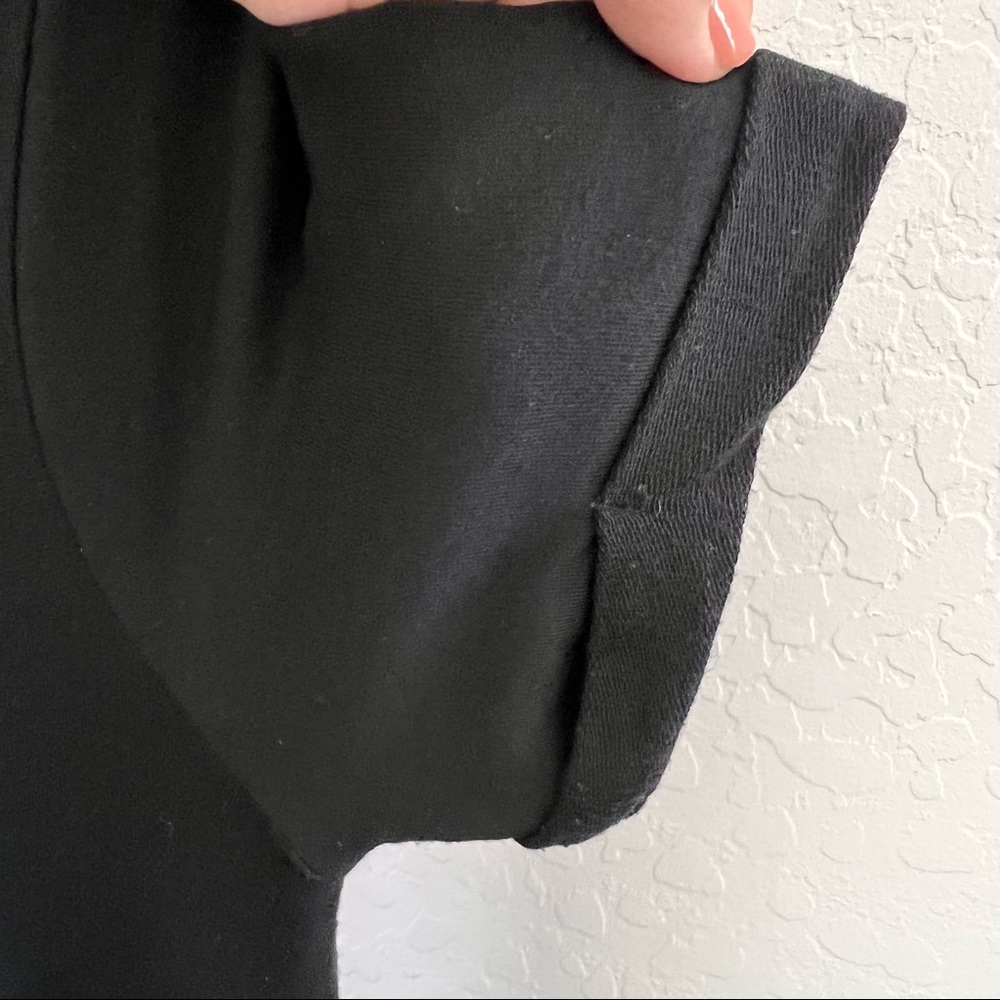LBD Forever 21 - Picture 2 of 2